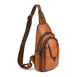 Bolso de Pecho de Cuero Vintage Marrón de Gran Capacidad, Bolso Cruzado para Hombre de Uso Diario - Product Image 2
