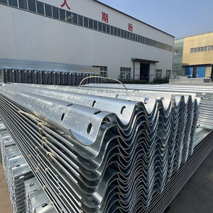 Sicurezza del traffico in acciaio W trave Guardrail barriera di sicurezza del traffico barriere stradali travi ondulate <span class=keywords><strong>OEM</strong></span> ODM - Product Image 5