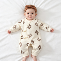 Barboteuse nouée pour bébé en pur coton à manches longues, imprimé ours mignon, avec fermeture à boutons-pression à l'entrejambe, combinaison pour nourrisson, vêtement de détente pour bébé