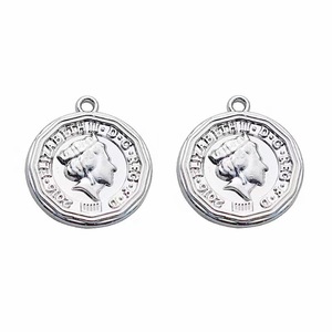 Pendentif tête de reine en alliage de style européen, coupe octogonale, pour la fabrication de boucles d'oreilles, plaqué or et argent, apprêts de bijoux - Product Image 3
