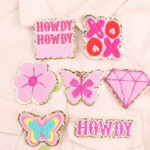 Patchs thermocollants personnalisés pour casquettes de camionneur, patchs brodés scintillants 'Howdy Cowgirl' pour vêtements, patchs en tissu chenille en gros - Product Image 1
