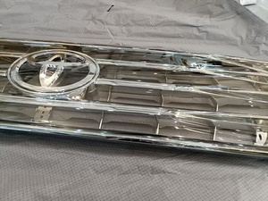 Calandre avant chromée <span class=keywords><strong>pour</strong></span> bus Toyota Coaster, en plastique ABS chromé, avec emblème, pièces de rechange OEM - Product Image 6