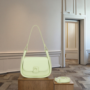 Nouveauté 2025 <span class=keywords><strong>Sac</strong></span> bandoulière mini en cuir PU tendance avec fermeture éclair, sangle détachable, léger, vente en gros, cadeau <span class=keywords><strong>de</strong></span> Noël <span class=keywords><strong>Black</strong></span> <span class=keywords><strong>Friday</strong></span> - Product Image 1