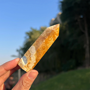 Piedras naturales de cristal de jade coral de alta calidad al por mayor para decoración del hogar única y regalos navideños - Product Image 2