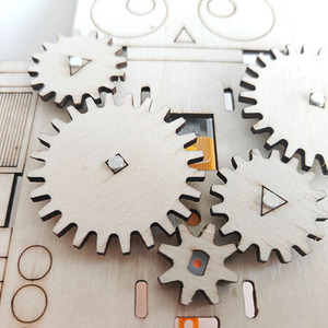 Kit d'assemblage de robot à engrenages en bois Hanwenge Factory Direct - Jouets éducatifs STEM <span class=keywords><strong>Montessori</strong></span> pour enfants de 4 à 14 ans, commande manuelle - Product Image 2