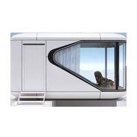 Maison conteneur capsule spatiale à énergie solaire, design moderne, écologique et durable pour hôtels, restaurants, appartements et parcs