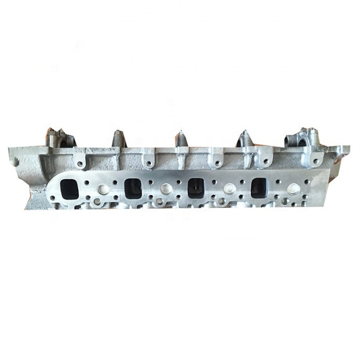 4HF1 Engine Cylinder Head for Mazda Titan & ISUZU NPR
