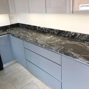 Losas de Granito Goldwin Stone Sensa Black Beauty - Superficie Pulida Ecológica, Corte a Medida 1500x1500mm, Diseño Moderno, 1 Año de Garantía - Product Image 5