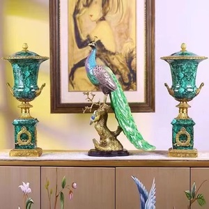 <span class=keywords><strong>Vaso</strong></span> di Fiori in <span class=keywords><strong>Ceramica</strong></span> e Bronzo <span class=keywords><strong>Verde</strong></span> Scuro di Alta Qualità, Stile Francese di Lusso, Antico e Fatto a Mano con Motivo di Uccello - Product Image 2