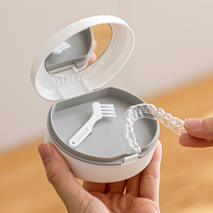 Caja para aparatos ortopédicos invisibles, estuche de almacenamiento para retenedores, corrector de dientes portátil, soporte para dentaduras postizas con espejo para uso diario - Product Image 4