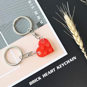Caiyao - Juego <span class=keywords><strong>de</strong></span> 2 Llaveros con Forma <span class=keywords><strong>de</strong></span> Corazón para Parejas, Llaveros <span class=keywords><strong>de</strong></span> Corazón para Mejores Amigos, Llavero para el Día <span class=keywords><strong>de</strong></span> San Valentín o Cumpleaños - Product Image 4