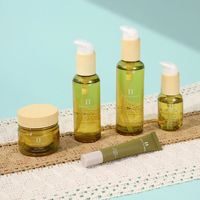 Ensemble de soins pour la peau à l'huile d'arbre à thé australien, cosmétiques de beauté en marque privée, traitement réparateur naturel et biologique à base de plantes, ensemble anti-acné