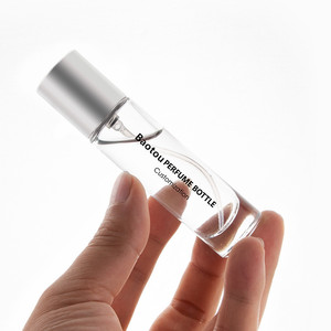 Bottiglia di profumo alta sottile da 10ml da 15ml con fondo spesso e spruzzatore a vite a crimpare per la <span class=keywords><strong>crema</strong></span> per la cura della pelle di <span class=keywords><strong>carrozzeria</strong></span> - Product Image 5