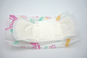 Échantillon Gratuit <span class=keywords><strong>ANINA</strong></span> Serviette Hygiénique Jetable Certifiée CE ISO9001 Ultra Fine Ailée Super Absorbante à Absorption Rapide en Coton - Product Image 4