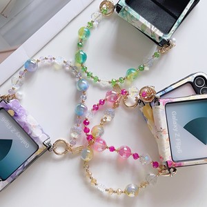 เคสโทรศัพท์พับได้รูปดอกไม้ที่ละเอียดอ่อนสดใหม่พร้อมโซ่แขวนใช้ได้กับ <span class=keywords><strong>Samsung</strong></span> Z <span class=keywords><strong>flip</strong></span> VIVO Huawei Xiaomi Moto OPPO - Product Image 3