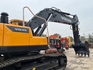 Excavatrice Volvo EC 380 d'occasion en bon état, 38 tonnes, grande excavatrice Volvo 380 d'occasion, excavatrice Volvo EC380 EC380DL EC380DLC en vente - Product Image 6