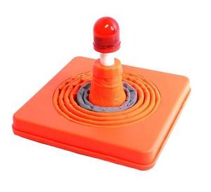 Conos de Advertencia Plegables de Color Naranja con Cinta Reflectante para Seguridad Vial, Alta Visibilidad, Clasificación IP68, Fabricados en Tela Oxford y ABS - Product Image 1