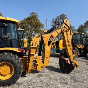 Chargeuse-pelleteuse CAT 420F d'occasion avec moteur Caterpillar, capacité de charge nominale de 7 tonnes, composant de pompe principale pour engins de construction - Product Image 6