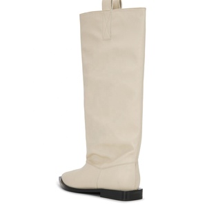 Bottes hautes souples en cuir pour femme, taille 44, à bout pointu, talons plats, coupe large - Product Image 4