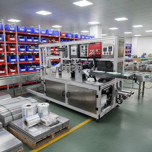 เครื่องผลิตผ้าอนามัยอัตโนมัติสำหรับธุรกิจขนาดเล็ก พร้อมกระดาษซับซึม สำหรับผลิตแผ่นอนามัยสำหรับผู้หญิง - Product Image 1