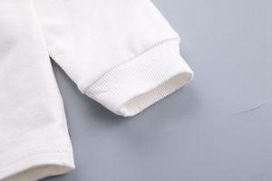 Ensemble trois pièces décontracté pour bébé, gilet et body, collection automne-printemps, vente en gros de vêtements de Chine - Product Image 6