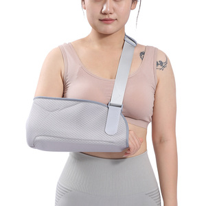 Attelle de bras respirante grise unisexe pour le soutien du bras et la fixation articulaire - Product Image 1