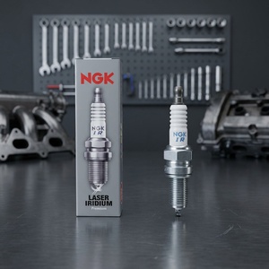 Bujía de Iridio Cerámica de Alta Calidad para Kawasaki ER-6N 650 ABS CR9EIA-9 2006-2015 - Product Image 2