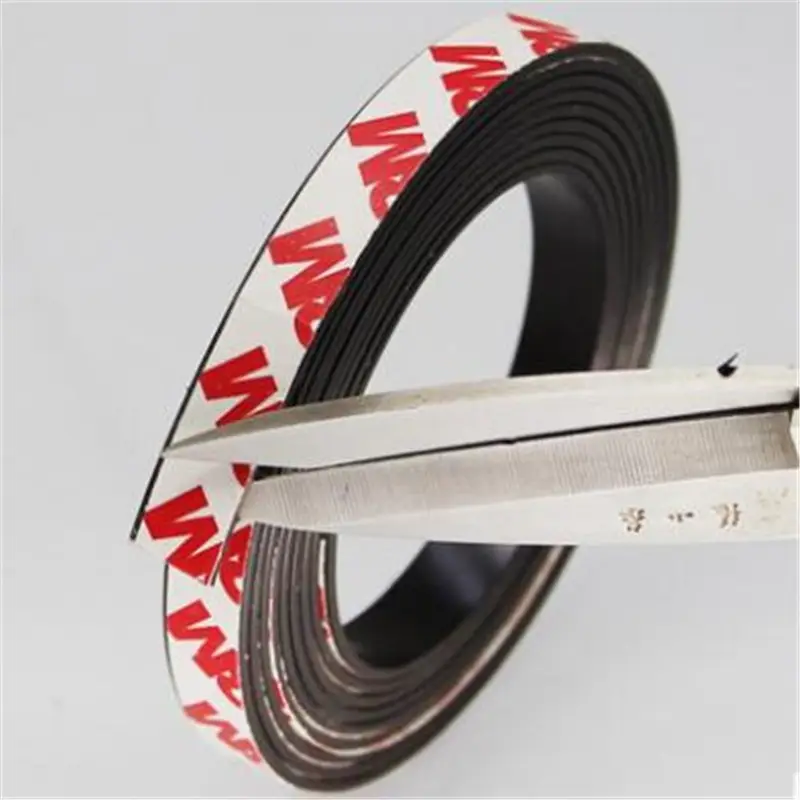 Neodymium Strip 3M magnetik kuat pita Custom lembaran tipis fleksibel Strip magnetik karet