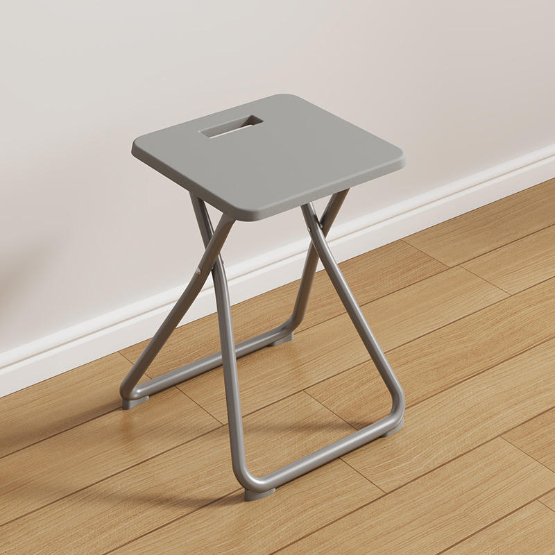 สีเทาเข้ม