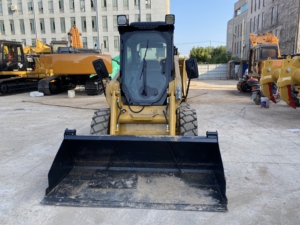 รถตักล้อยาง CAT 246D มือสอง สภาพเดิมจากโรงงาน รถตักขนาดเล็กอเนกประสงค์ สำหรับงานเกษตรและงานก่อสร้าง - Product Image 4