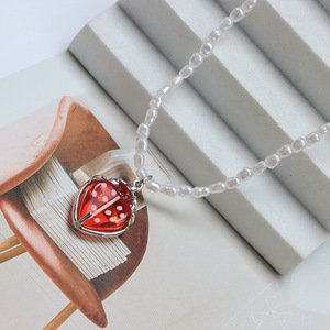 Collar de Perlas de Fresa, Cadena de Clavícula con Cuentas, Forma de Fruta, Uso Diario - Product Image 3