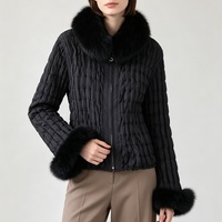 Manteau en fourrure de lapin véritable de luxe Tyan Wholesale avec col et poignets en fourrure de renard moelleuse, veste courte en fourrure d'hiver pour femmes