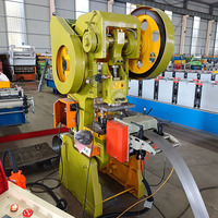 Machine de formage de rouleaux pour portes à enroulement de haute précision avec obturateur HD automatique pour la construction de portes de bâtiments, garantie de 2 ans