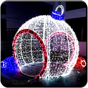 Toprex Decor Grande boule de lumière de Noël commerciale extérieure LED Décorations de village géantes illuminées Matériau en PVC IP65 - Product Image 3