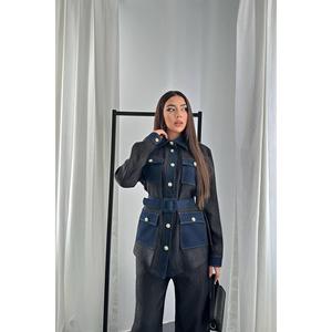 Ensemble de costume Oxford noir pour femme avec poches et veste ceinturée, pantalon à jambes larges - Product Image 3