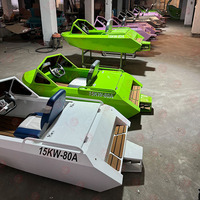 Bateau kart aquatique électrique à propulsion par jet, sportif, deux places, pour la dérive, les zones panoramiques, la plage, le bord de mer, le lac, le surf et les loisirs
