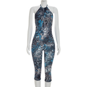548 Mono de verano y primavera de nueva moda, versátil, estampado, sin espalda, con cuello halter y pantalón capri - Product Image 6