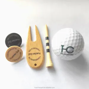 Accessoires de golf impression de logo personnalisé taille 25mm marqueurs de balle de golf en bois en plastique de couleur naturelle