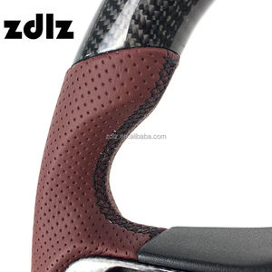 Per Alfa Romeo Giulia Stelvio <span class=keywords><strong>Accessori</strong></span> Interni Auto Volante in Pelle Traforata e Fibra di Carbonio Personalizzabile - Product Image 4