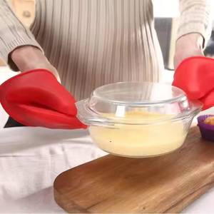 New Arrivals Wholesale Customized <b>Mini</b> Oven Heat Resistant Kitchens <b>Microwave</b> Safe Cooking Gloves Silicone Mitts - Product Image 5