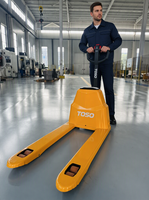 Transpalette électrique TOSO 1,5 tonne, alimenté par batterie lithium-ion, chariot élévateur pour entrepôt, utilisation en construction, intérieur et extérieur