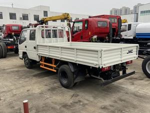 Camionnette de fret mini JMC 4x2 3,5T à double cabine, diesel, avec benne basculante, pour la logistique et l'utilisation commerciale - Product Image 4