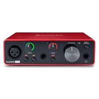 Interface audio Focusrite Scarlett SOLO3 (3e génération) - Enregistrement USB - Amplificateur externe pour guitare - Prérécepteur micro - Carte son