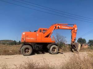 Escavadeira Daewoo 130W usada escavadeira de rodas de alta qualidade e baixo preço - Product Image 4