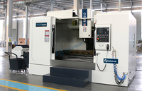 Fraiseuse CNC SGSK VMC 1580, prix de la fraiseuse CNC, fraiseuse verticale CNC à 3/4 axes pour le traitement des métaux, à vendre