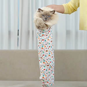 NUEVO Envoltorio Autoadherente para el Cuidado de Gatos, Toalla de Sujeción sin Estrés para Recortar Uñas y Administrar Medicamentos - Product Image 4