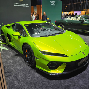 Film protecteur auto-adhésif en PVC brillant ESIGN Green to Gold Delution Lime Gold, changeant de couleur pour carrosserie automobile, résistant aux UV - Product Image 4