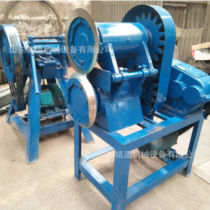 Déchiqueteuse de pneus 5 kW 380 V, moteur haute productivité, machine de recyclage - Product Image 2