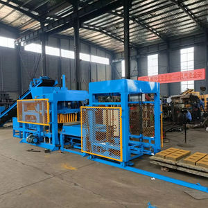 Machine à <span class=keywords><strong>béton</strong></span> mousse polyvalente d'approvisionnement d'usine avec pompe Machines <span class=keywords><strong>de</strong></span> fabrication <span class=keywords><strong>de</strong></span> blocs moulés en place préfabriqués - Product Image 1