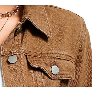 Veste en jean courte personnalisée pour femme, à manches longues, boutonnée, avec poches, coupe classique, en polyester délavé - Product Image 6